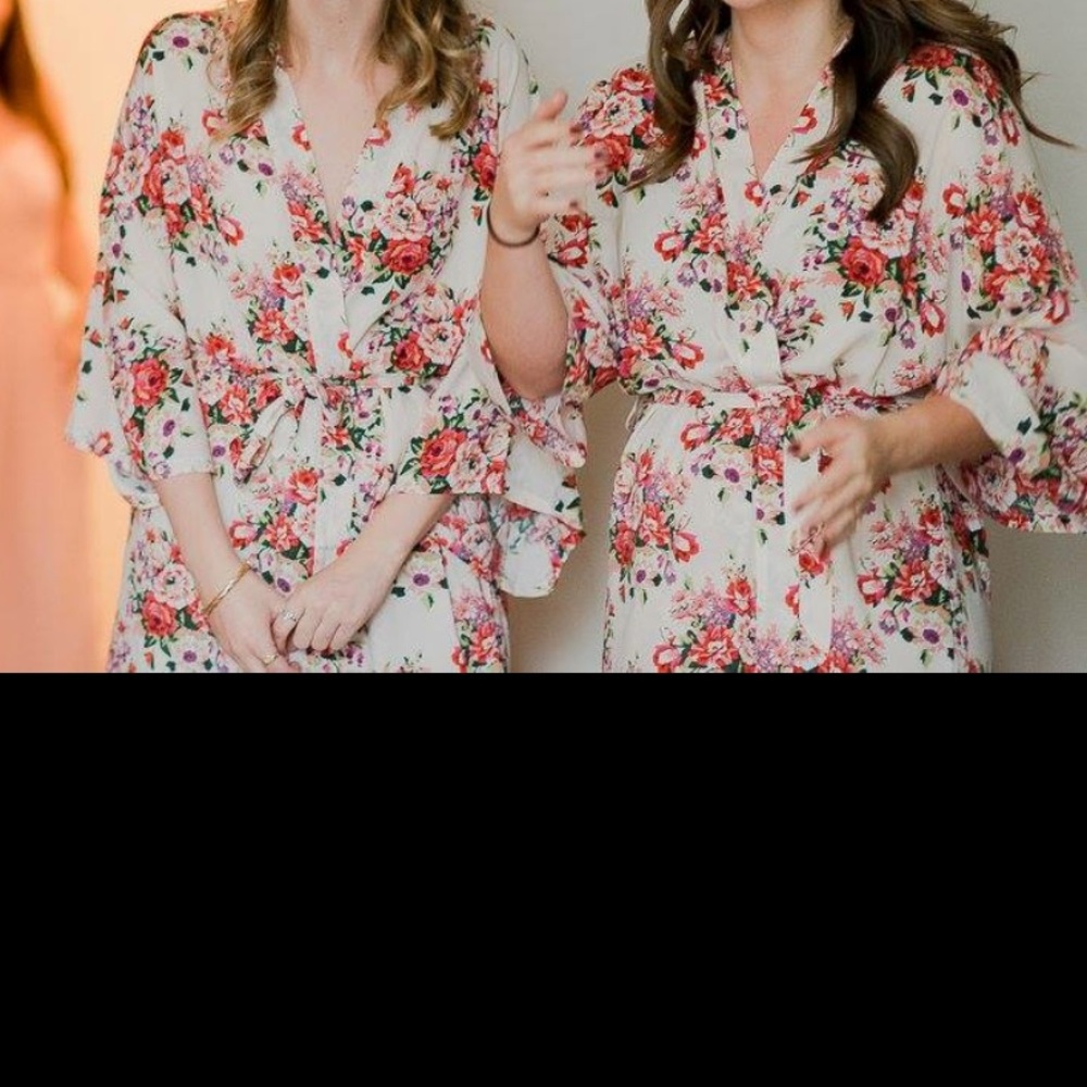 Light Pink Floral Robe - Picture 2 of 5